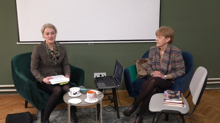 У СРЕДИШТУ ПАЖЊЕ: Положај жена у науци у 21.веку