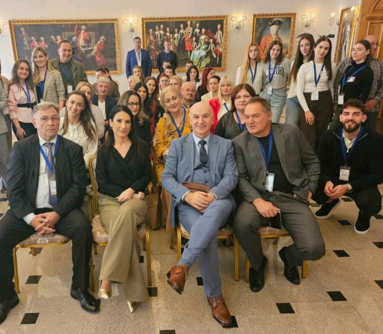 НАШ ОДГОВОР