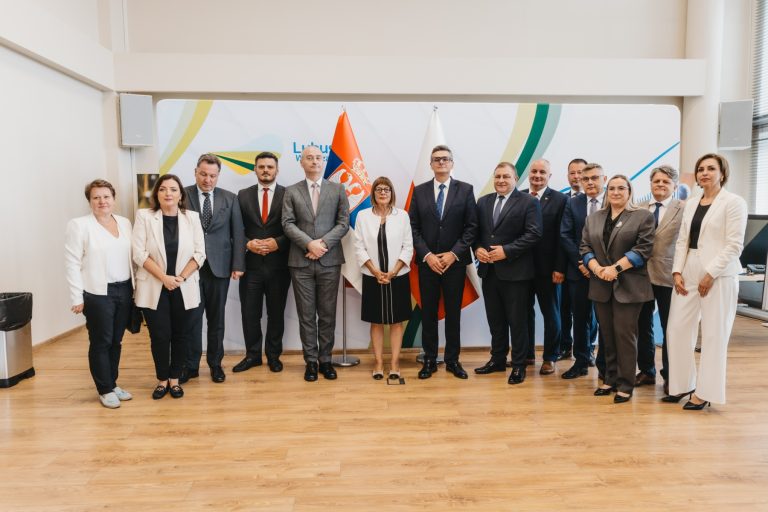 Маја Гојковић и Себастијан Ћемночоловски потписали Споразум о сарадњи између АП Војводине и Лубушког војводства
